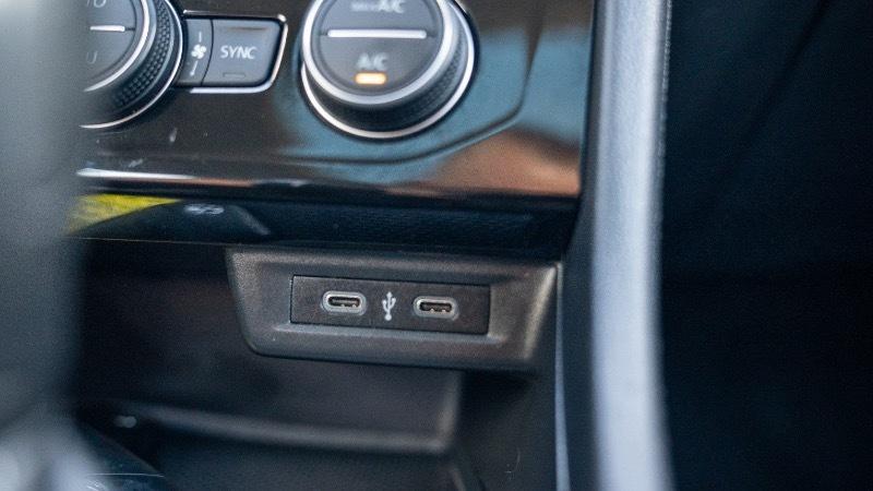 Volkswagen Jetta 1.4T S 8A 2021