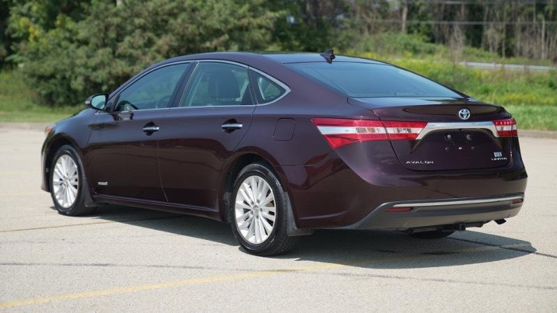 Toyota Avalon Hybrid Limited 2014
