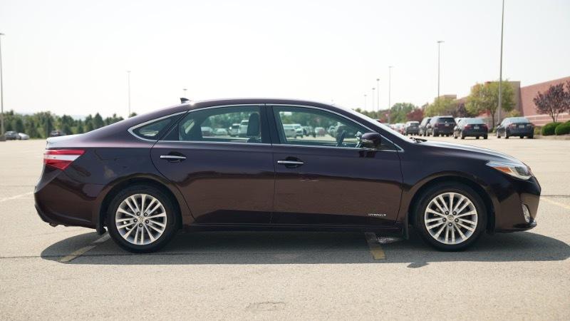 Toyota Avalon Hybrid Limited 2014