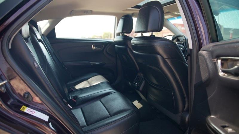 Toyota Avalon Hybrid Limited 2014