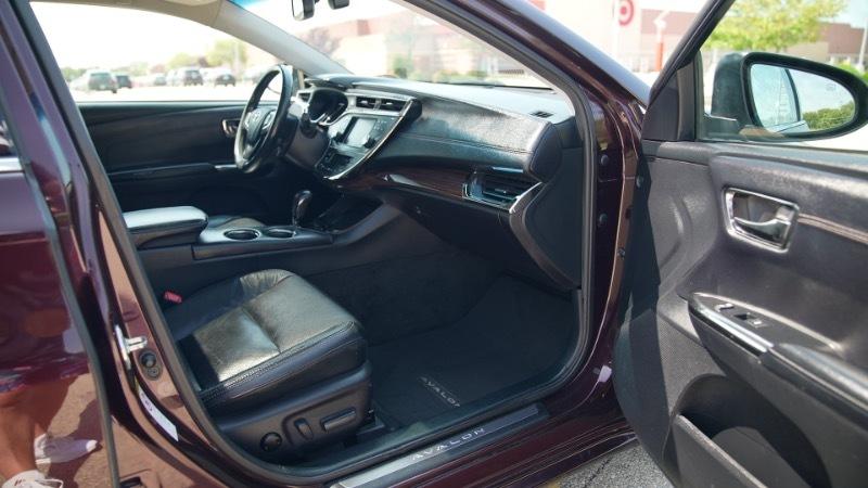 Toyota Avalon Hybrid Limited 2014