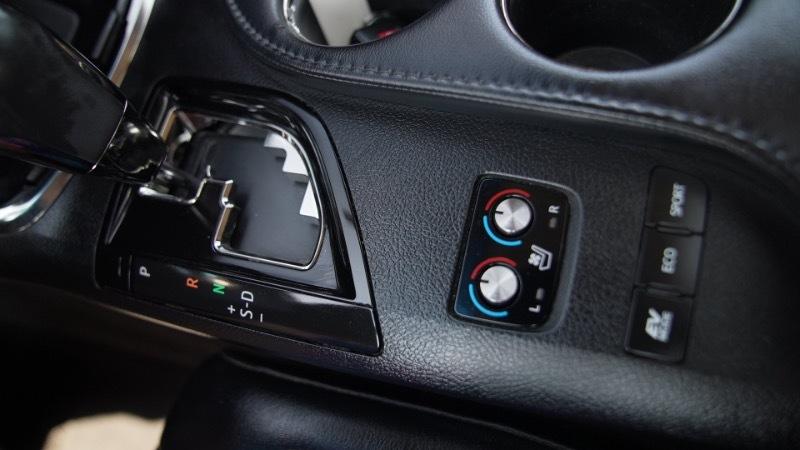 Toyota Avalon Hybrid Limited 2014
