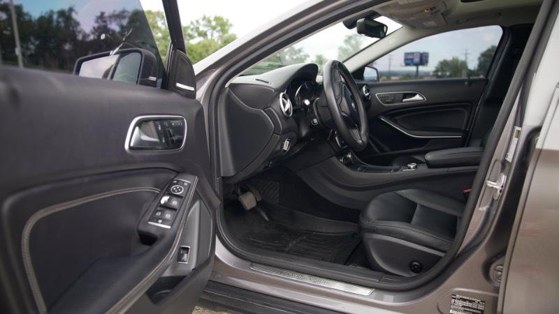 Mercedes-Benz GLA-Class GLA250 4MATIC 2015