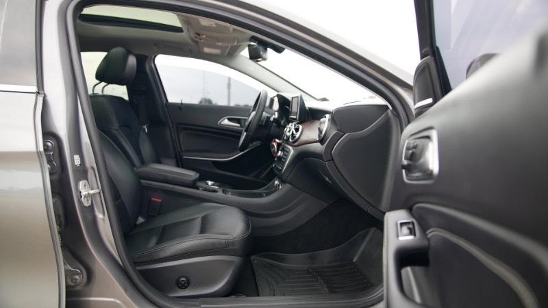 Mercedes-Benz GLA-Class GLA250 4MATIC 2015