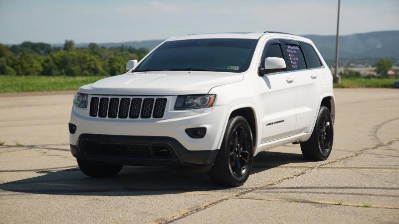 Jeep Grand Cherokee Laredo 4WD 2015