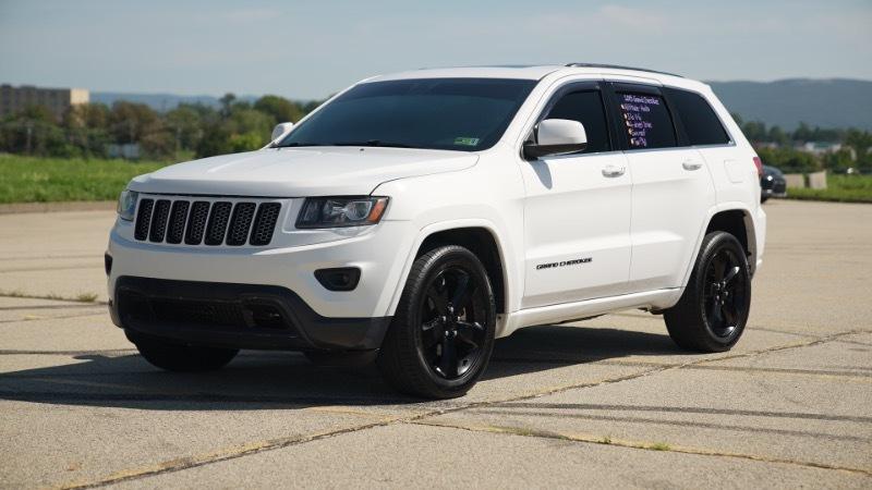 Jeep Grand Cherokee Laredo 4WD 2015