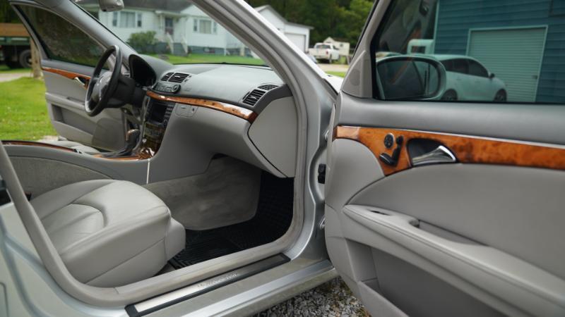 Mercedes-Benz E-Class E350 2006