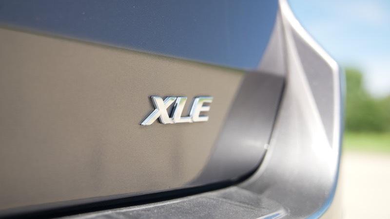 Toyota Sienna Limited 7-Pass V6 2011