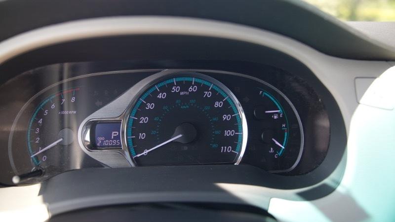Toyota Sienna Limited 7-Pass V6 2011