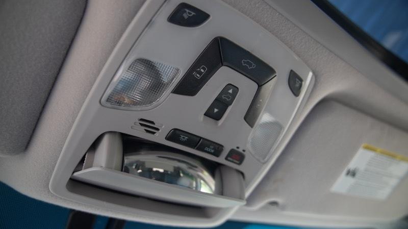 Toyota Sienna Limited 7-Pass V6 2011