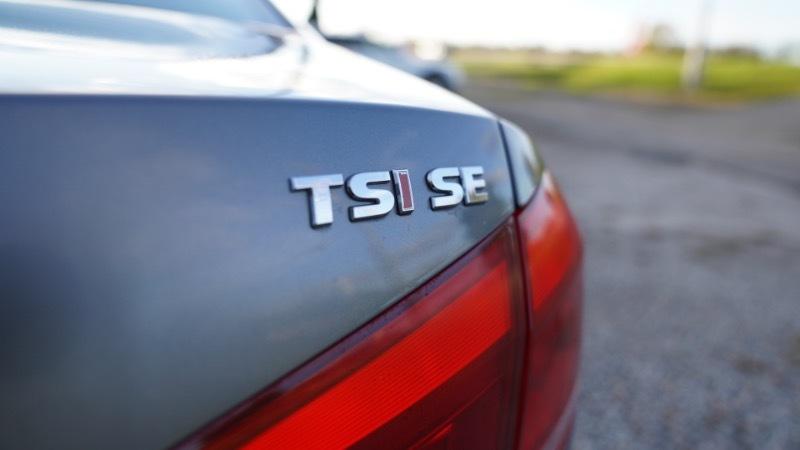 Volkswagen Passat 1.8T SE AT PZEV 2014
