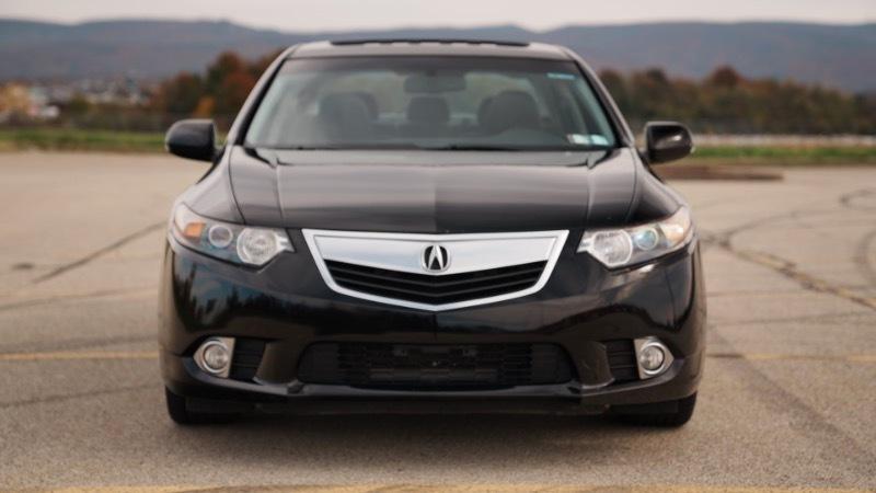 Acura TSX 5-Speed AT with Tech Package 2011