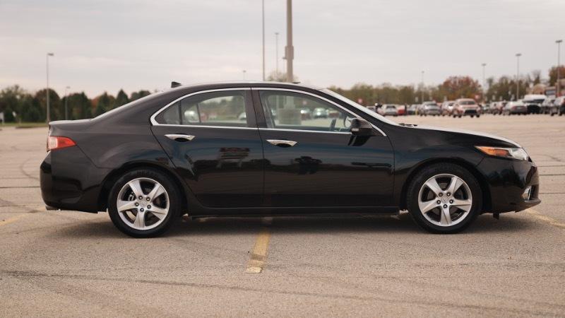 Acura TSX 5-Speed AT with Tech Package 2011