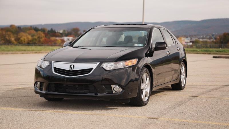 Acura TSX 5-Speed AT with Tech Package 2011