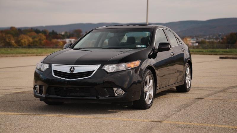 Acura TSX 5-Speed AT with Tech Package 2011