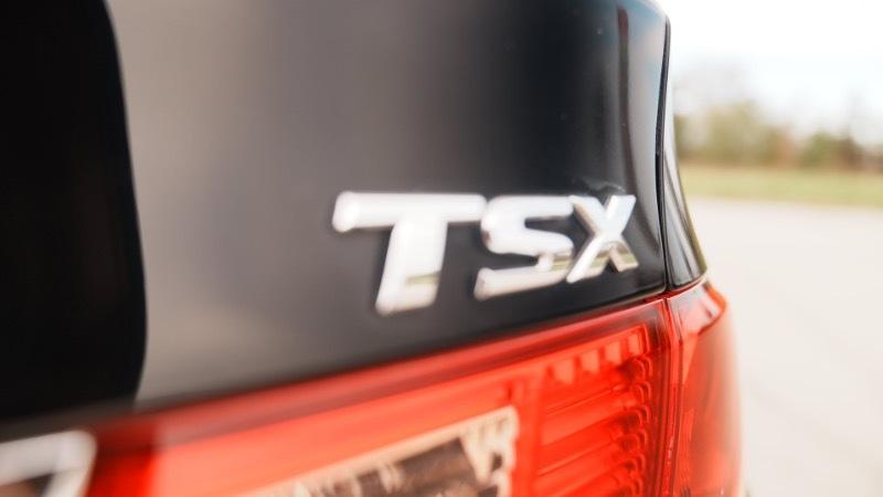 Acura TSX 5-Speed AT with Tech Package 2011