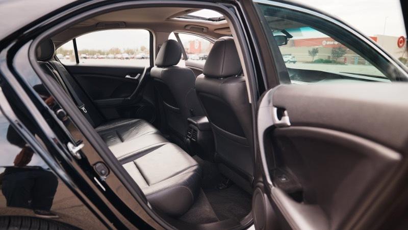 Acura TSX 5-Speed AT with Tech Package 2011