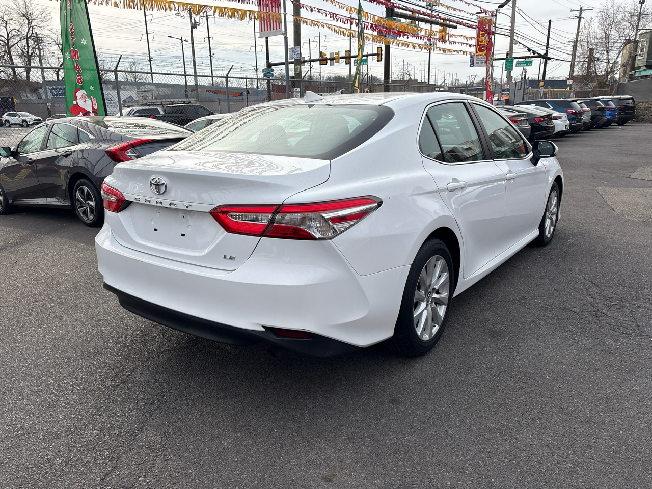 Toyota Camry XLE 2019