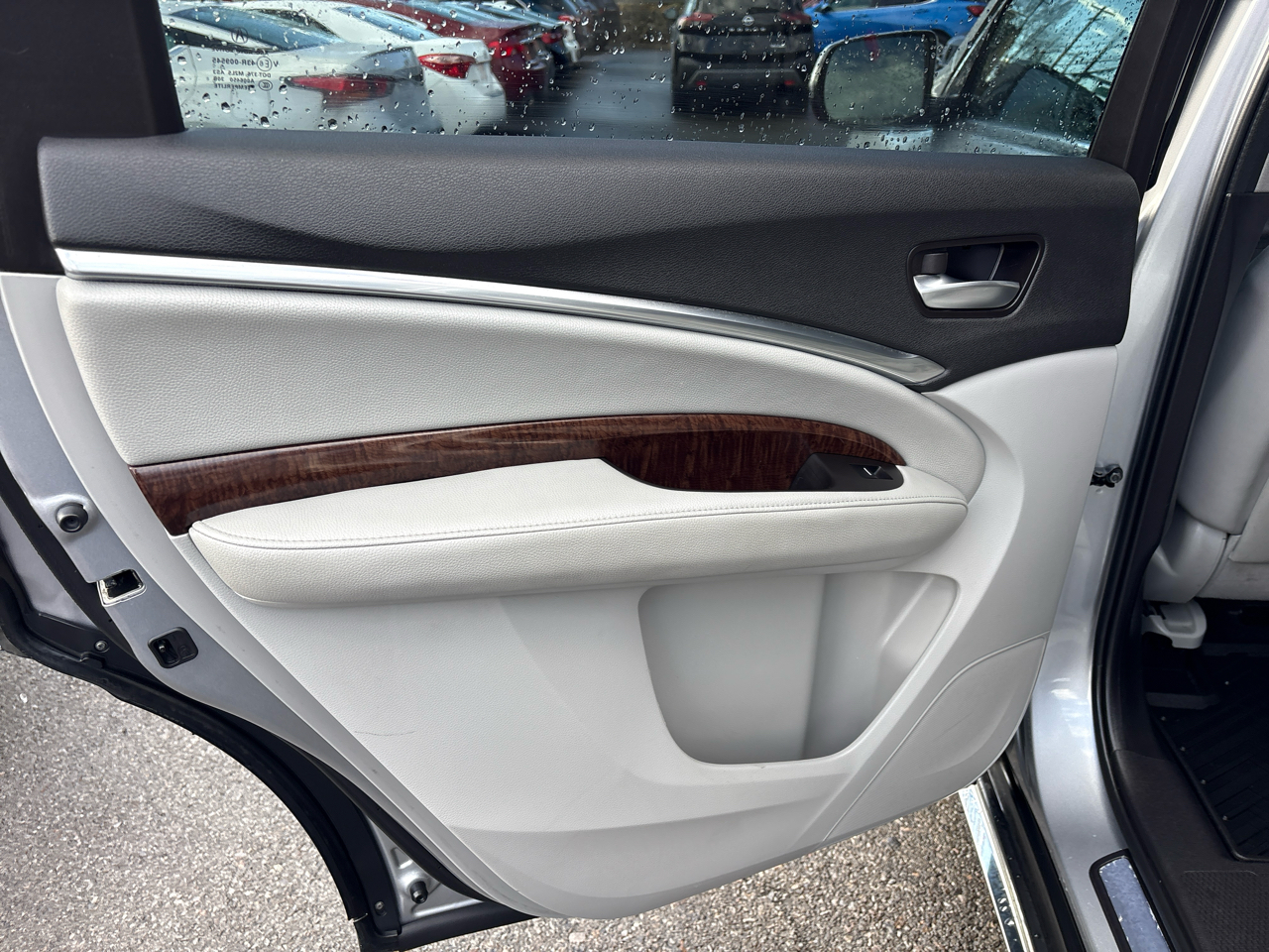 Acura MDX SH-AWD 9-Spd AT 2018