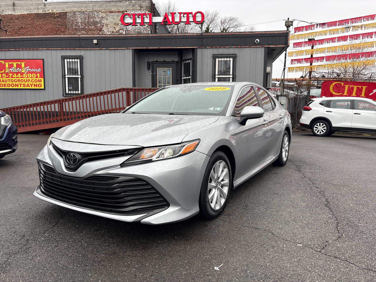 Toyota Camry XLE 2019