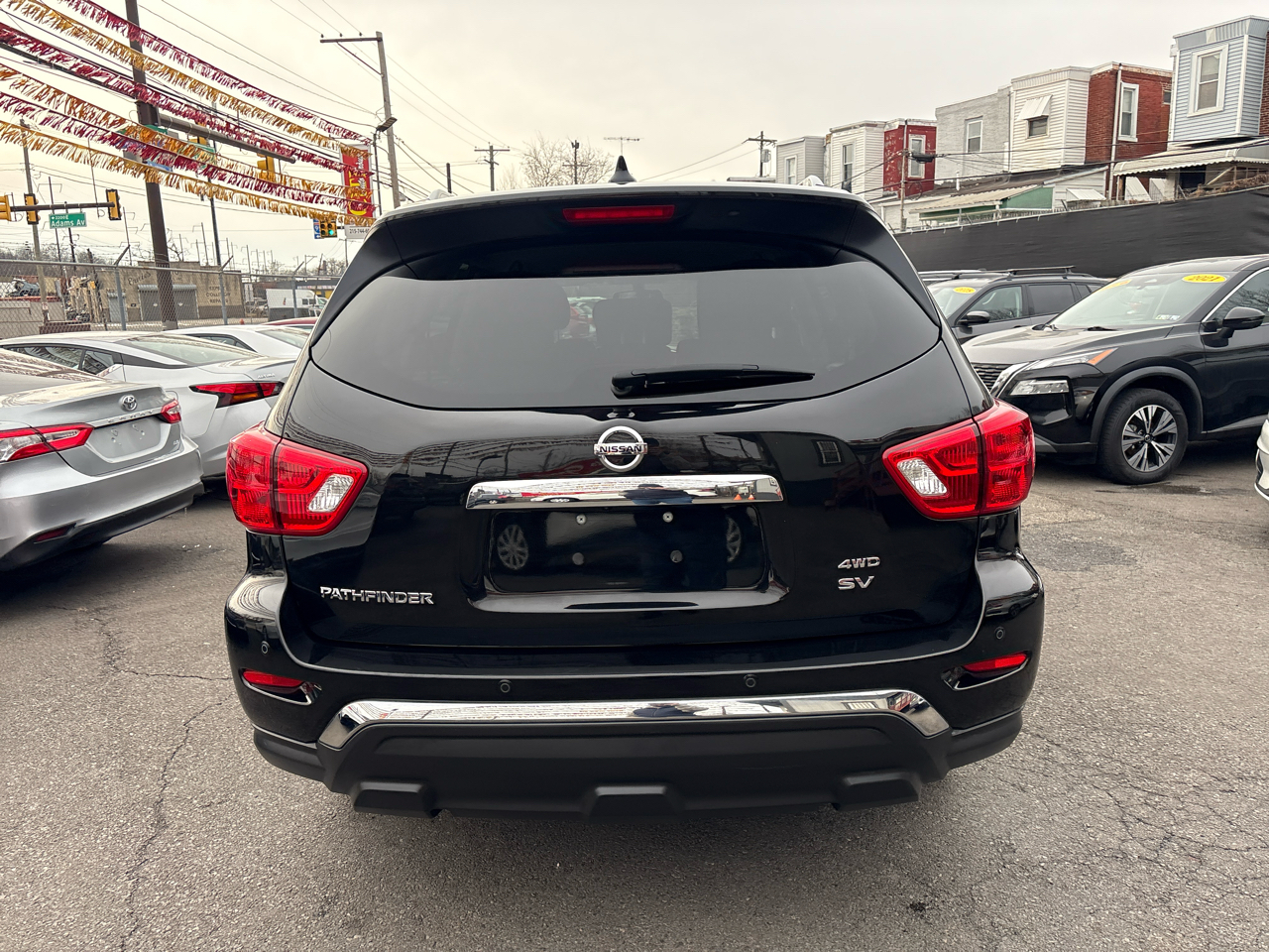 Nissan Pathfinder SV 4WD 2020