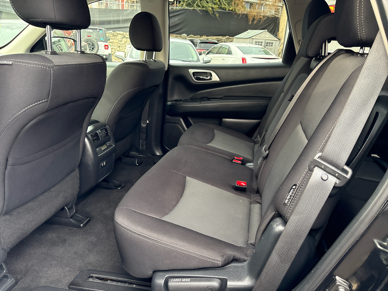 Nissan Pathfinder SV 4WD 2020