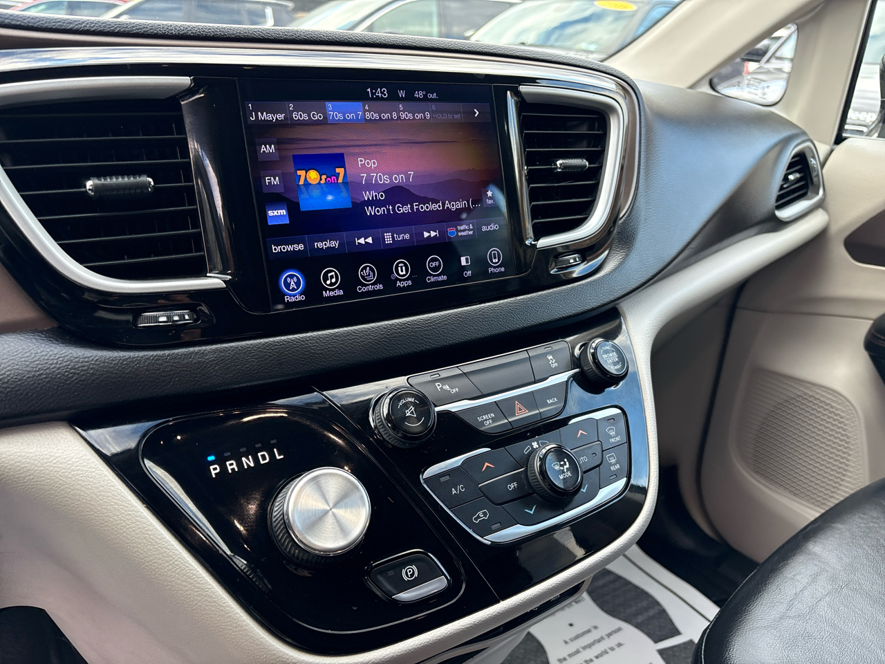 Chrysler Pacifica Touring-L 2017