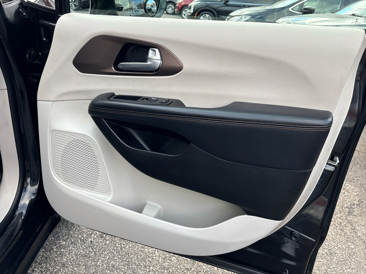 Chrysler Pacifica Touring-L 2017