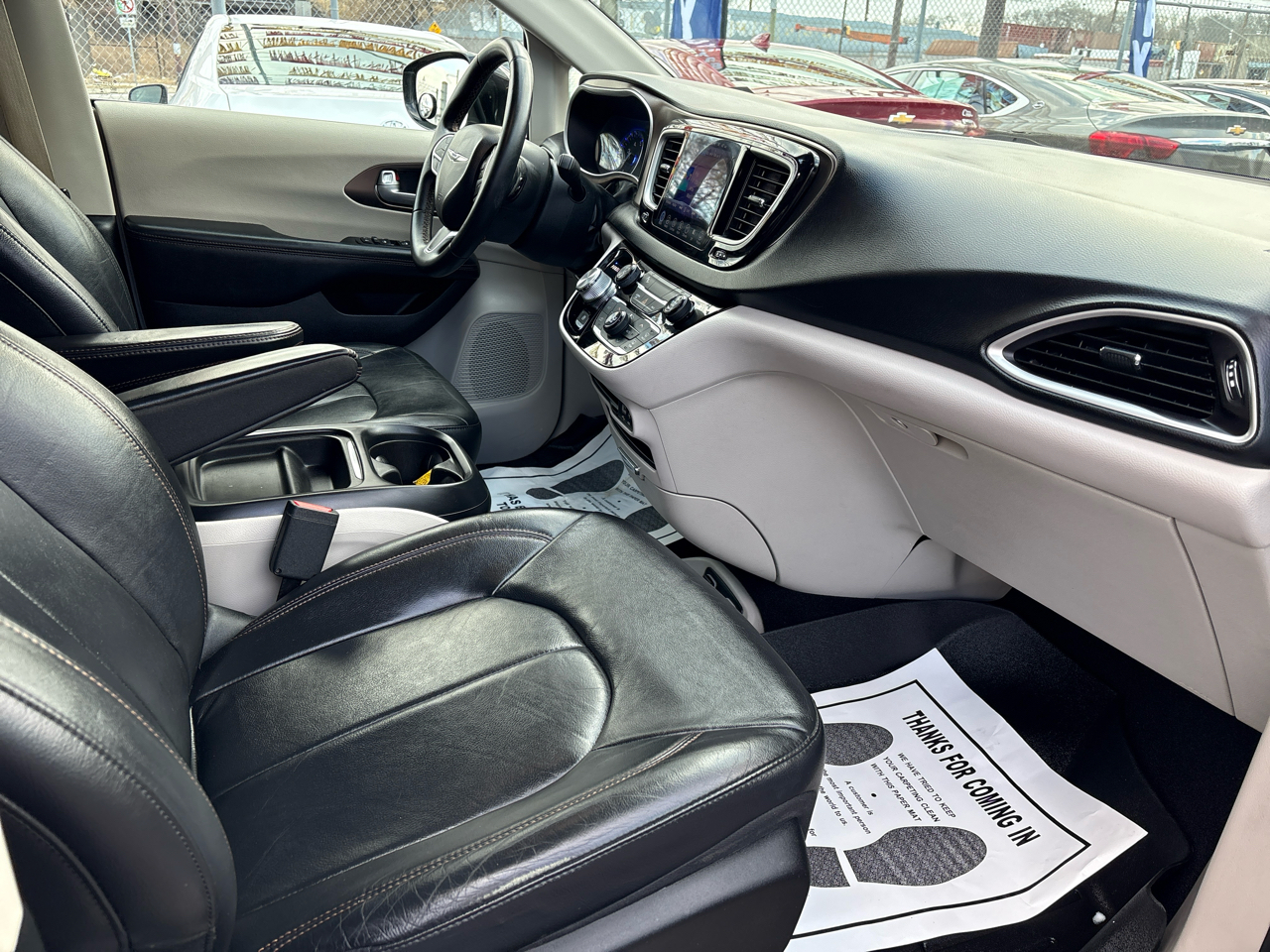 Chrysler Pacifica Touring-L 2017