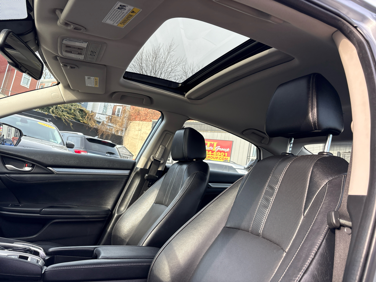 Honda Civic Touring Sedan CVT 2017