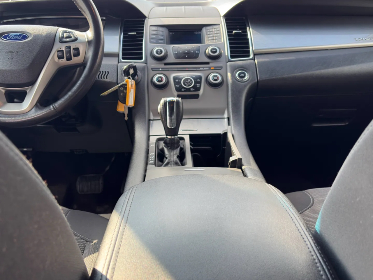 Ford Taurus SEL FWD 2016