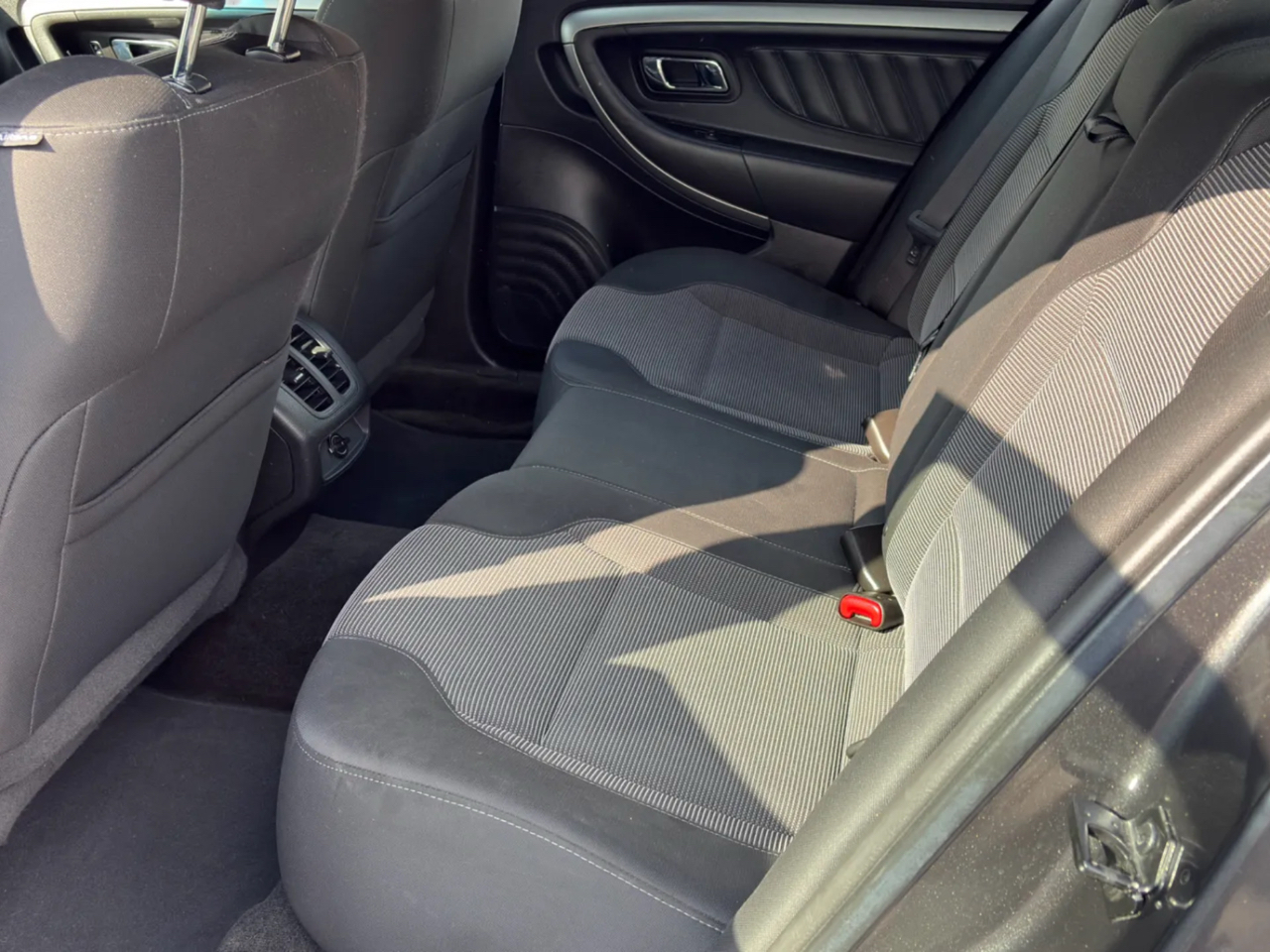 Ford Taurus SEL FWD 2016