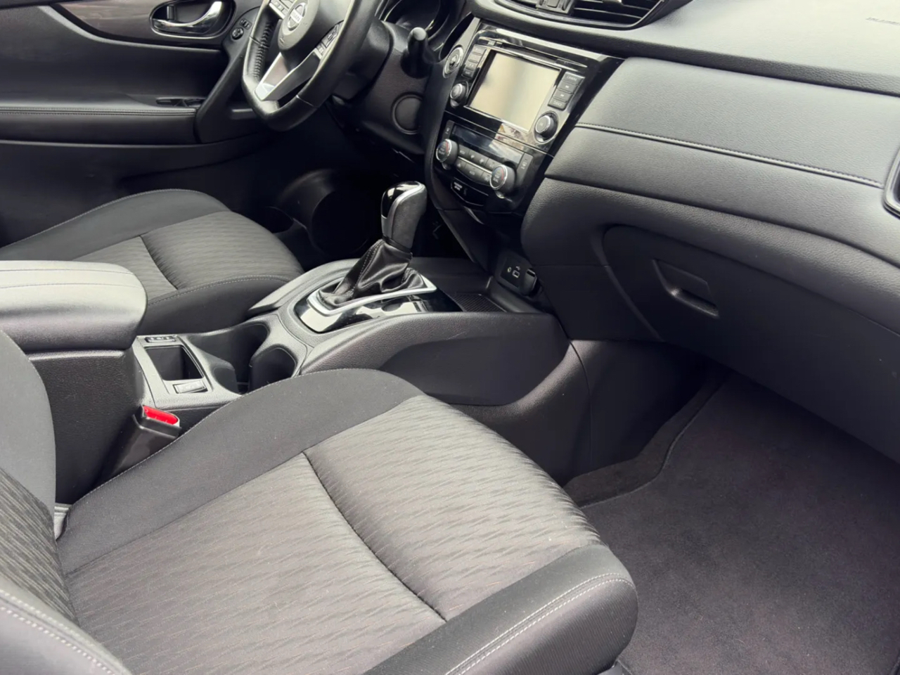 Nissan Rogue SV AWD 2018