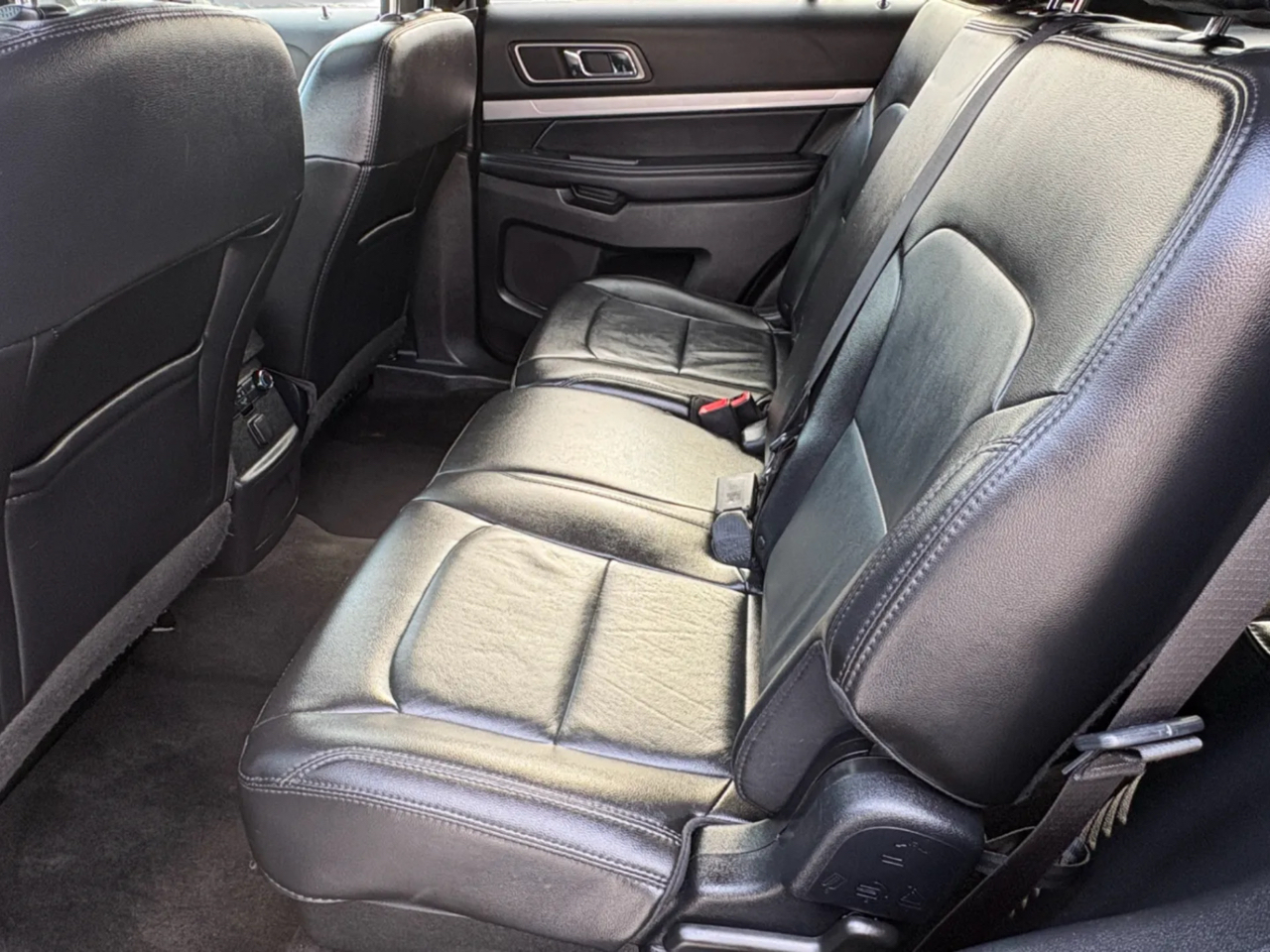 Ford Explorer XLT 4WD 2017