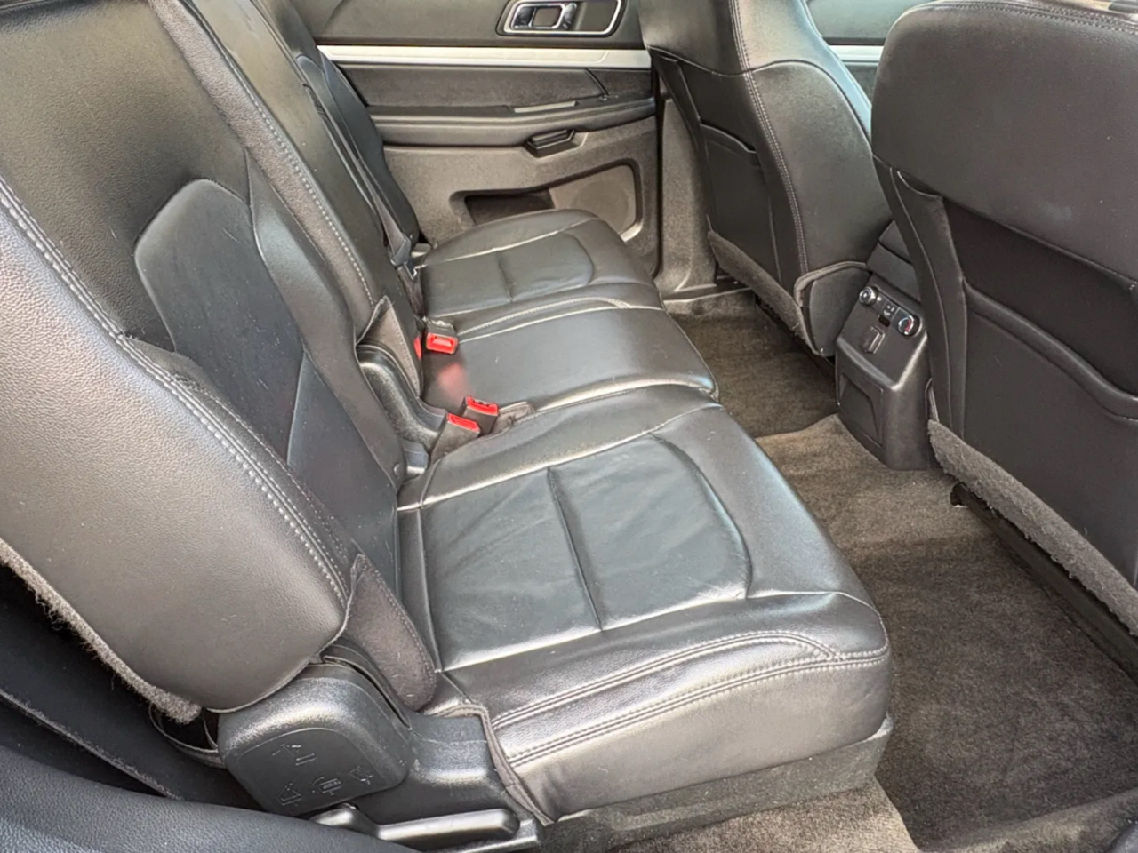 Ford Explorer XLT 4WD 2017