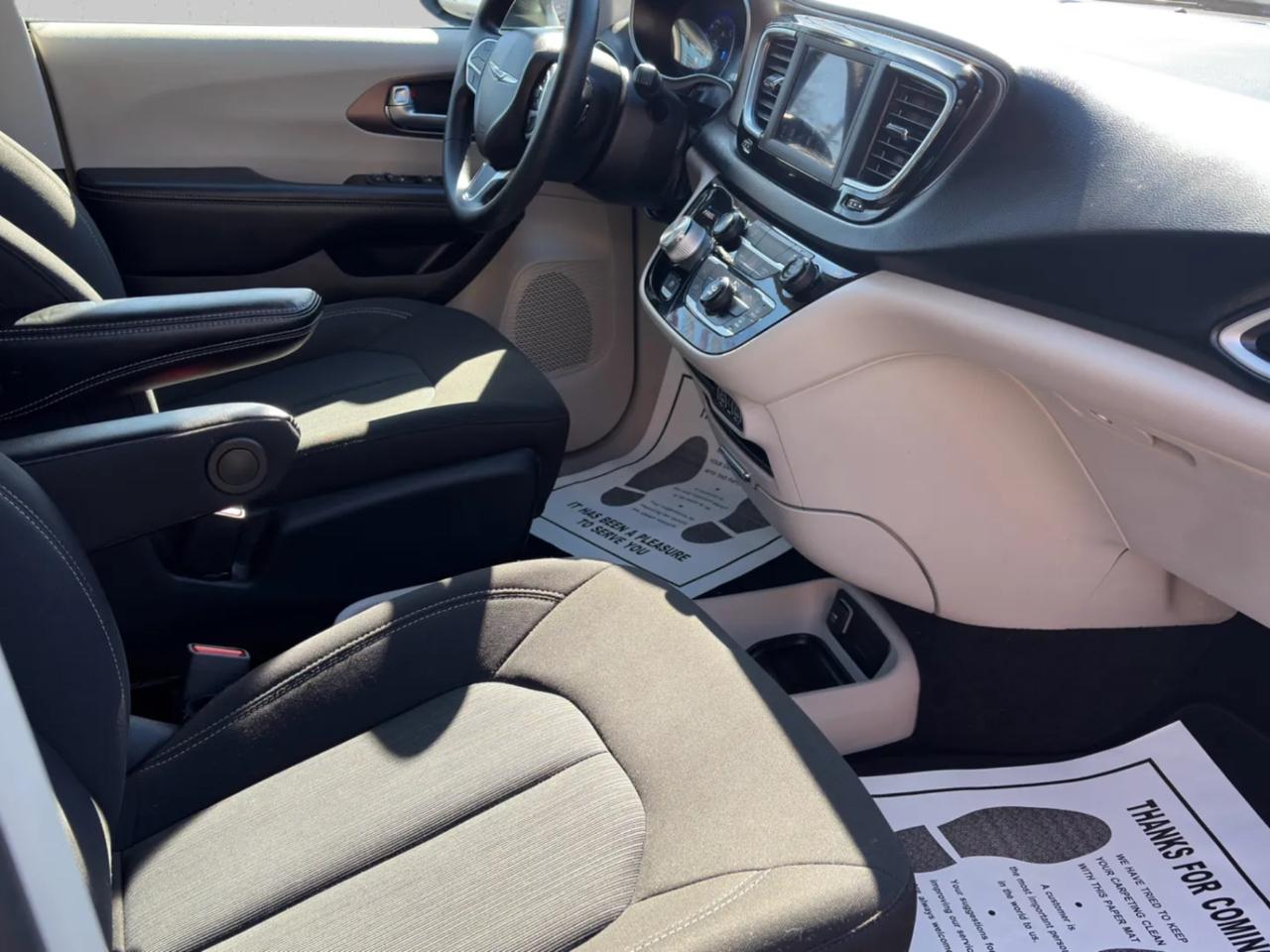 Chrysler Voyager LX 2021