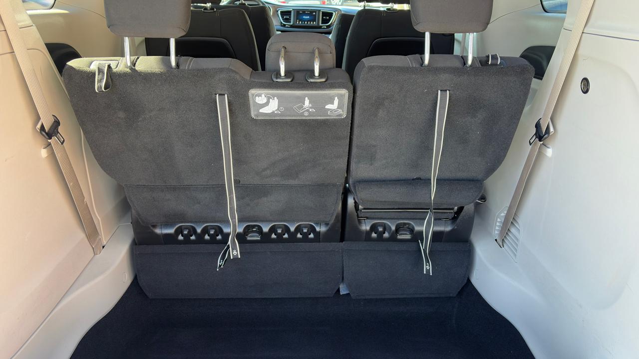 Chrysler Voyager LX 2021