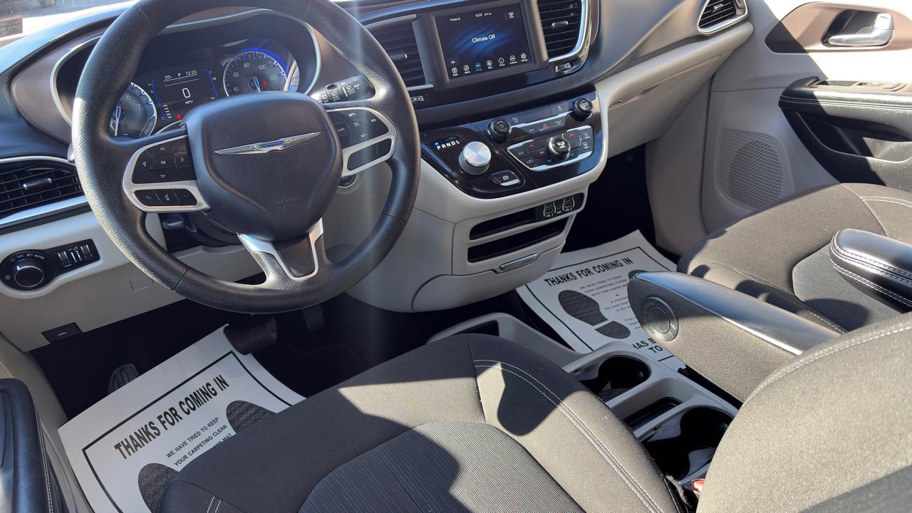 Chrysler Voyager LX 2021