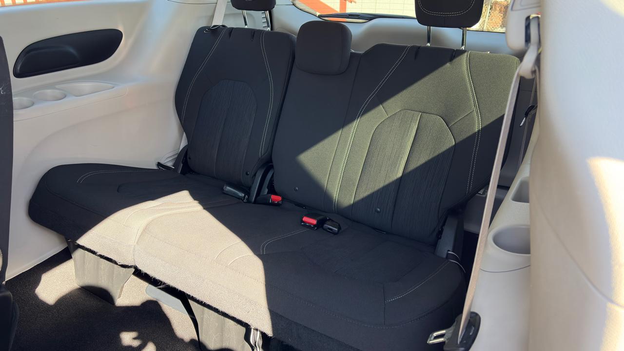 Chrysler Voyager LX 2021