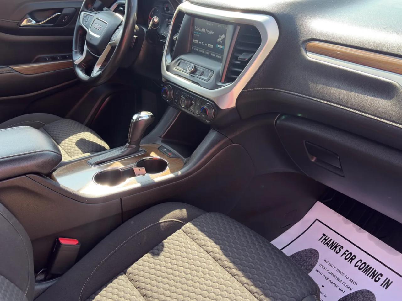 GMC Acadia SLE-1 FWD 2019