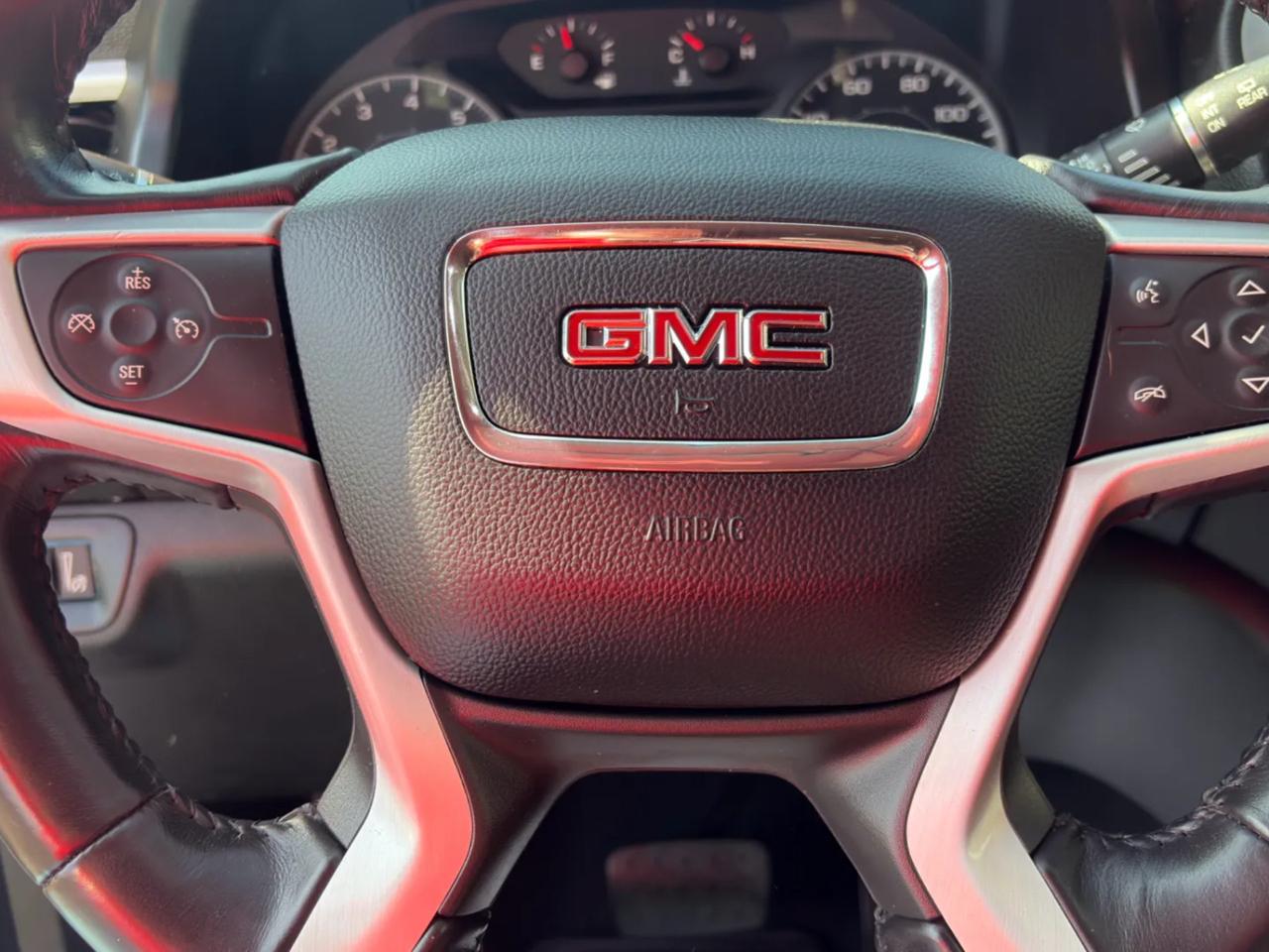 GMC Acadia SLE-1 FWD 2019