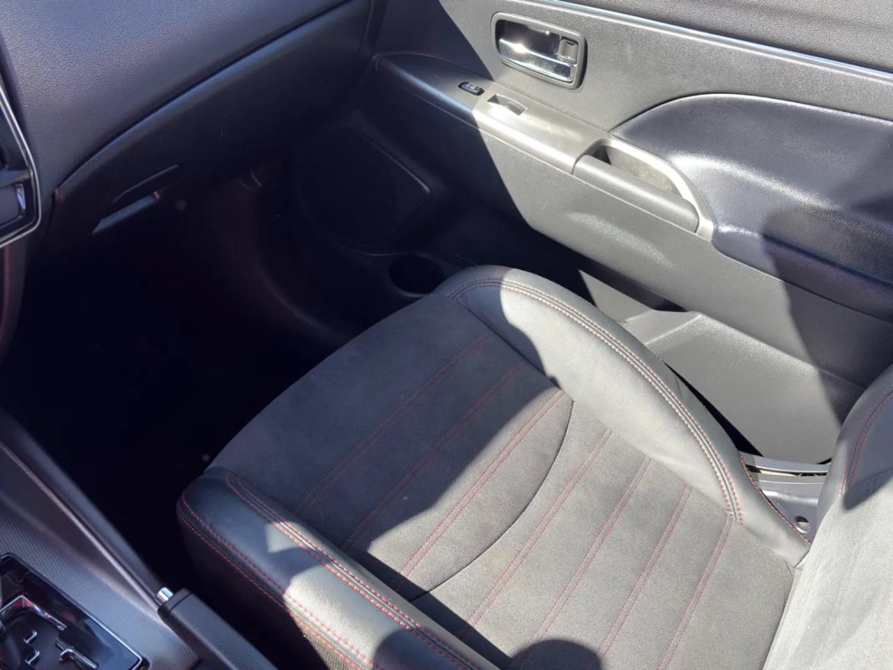 Mitsubishi Outlander Sport 2.0 ES 4WD 2022