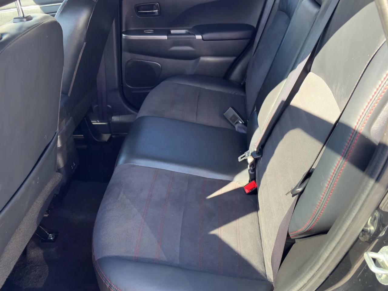 Mitsubishi Outlander Sport 2.0 ES 4WD 2022