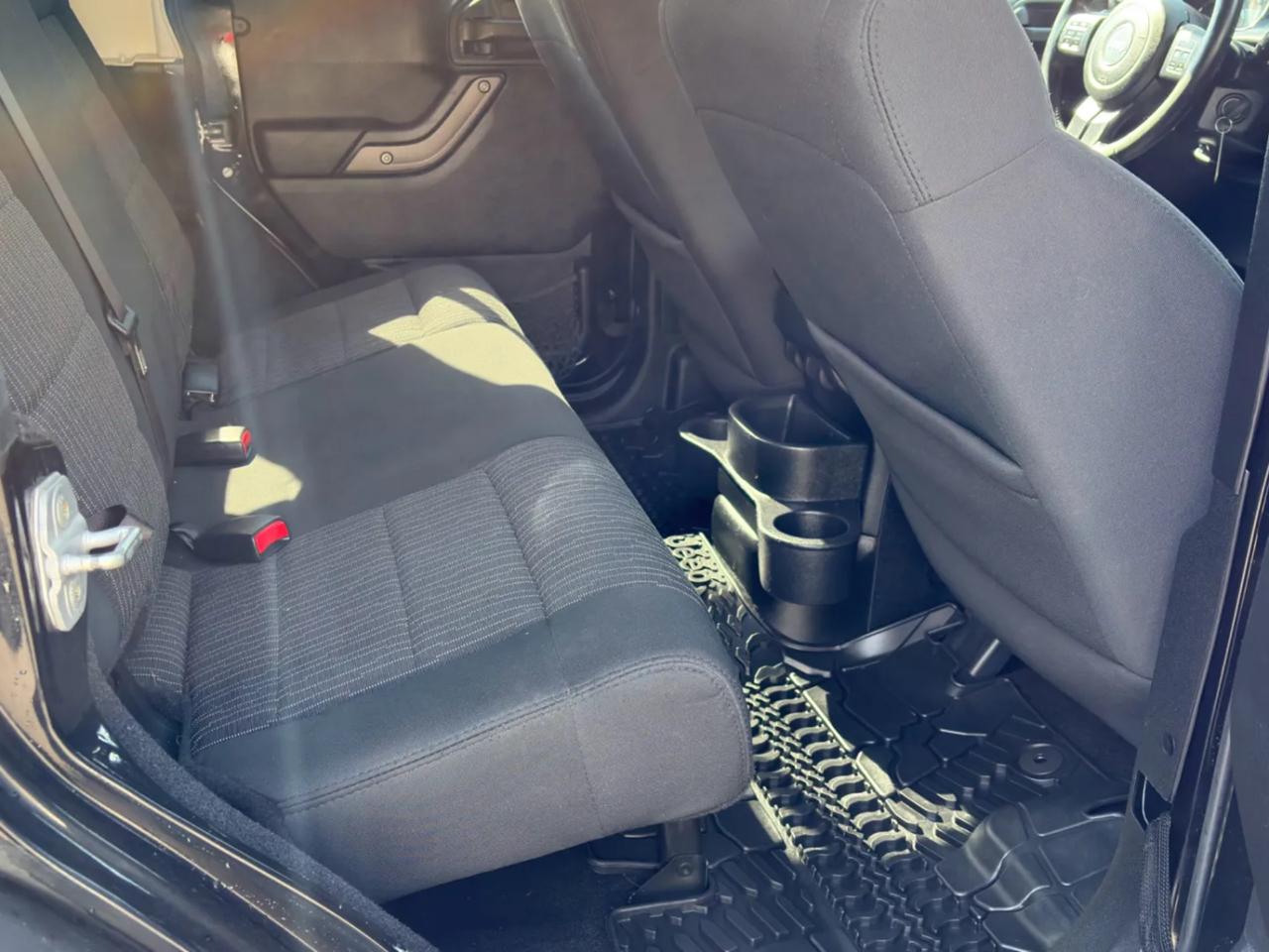 Jeep Wrangler Unlimited Sport 4WD 2012