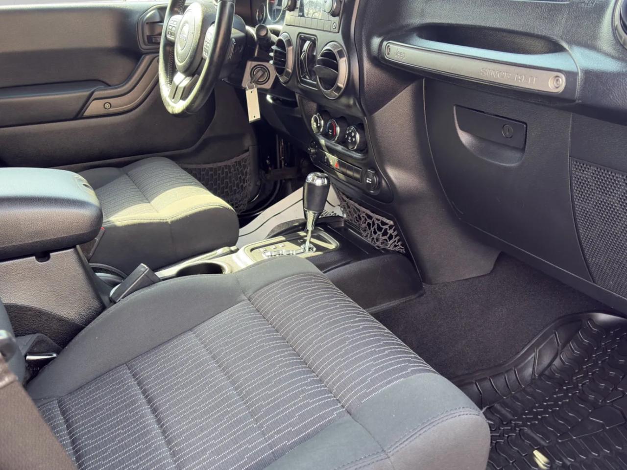 Jeep Wrangler Unlimited Sport 4WD 2012