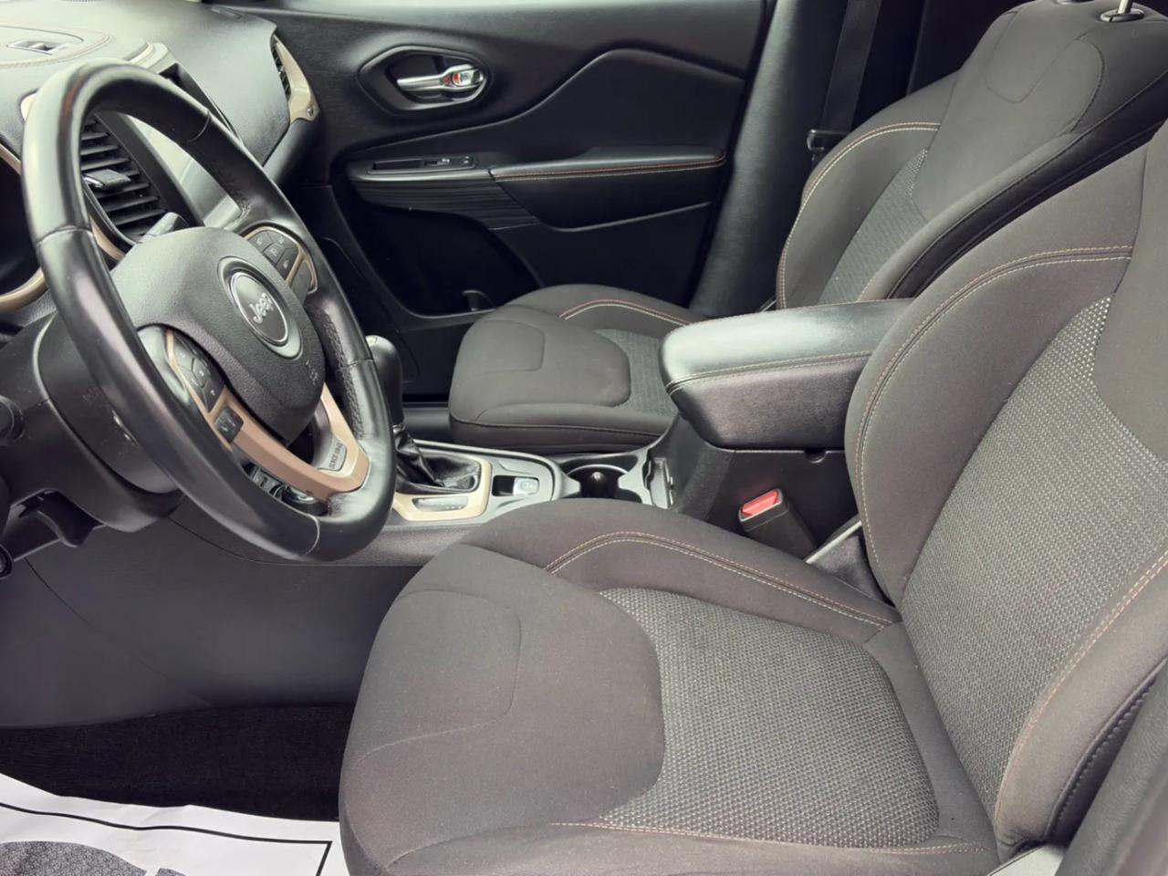 Jeep Cherokee Latitude 4WD 2017