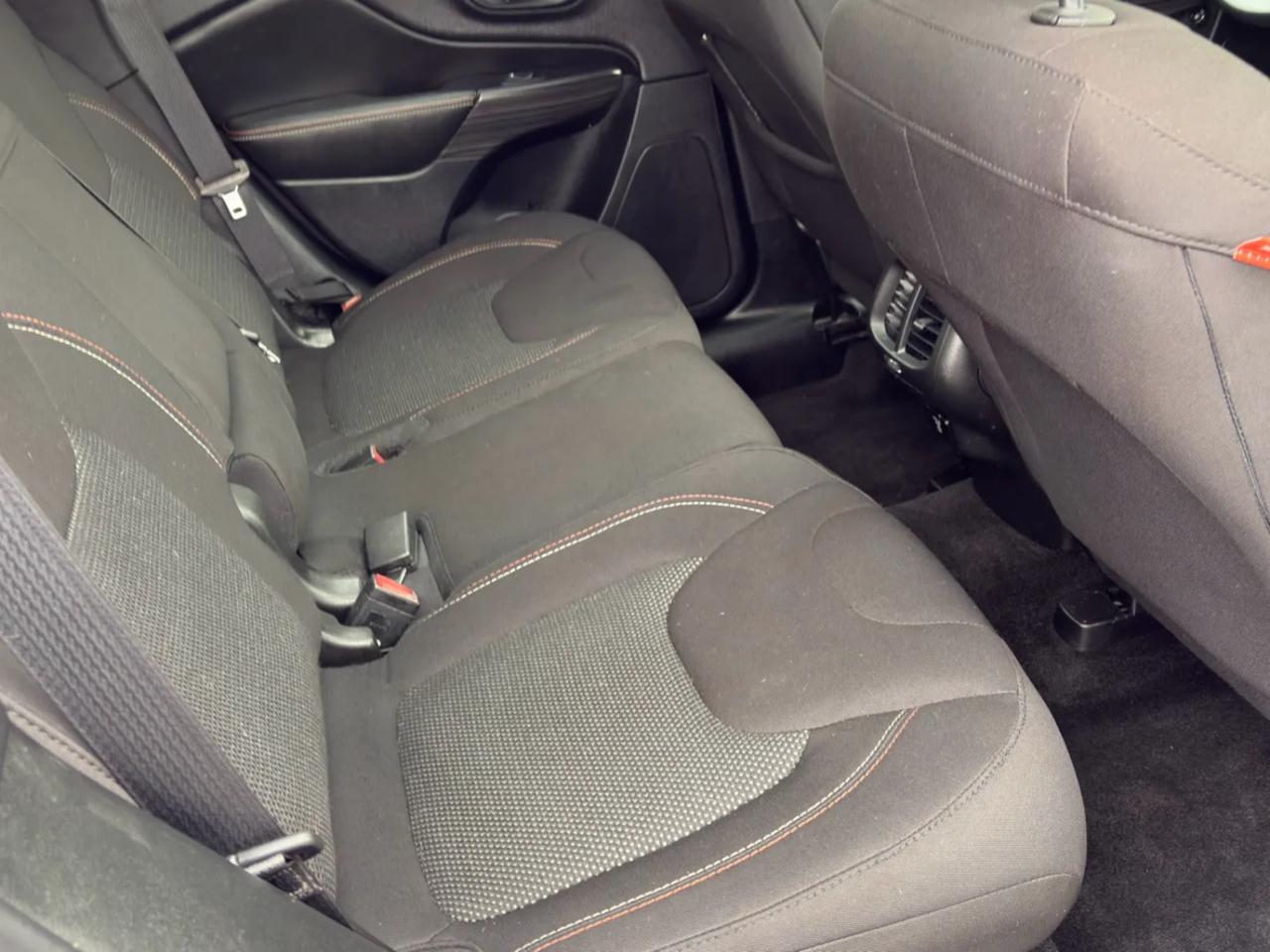 Jeep Cherokee Latitude 4WD 2017