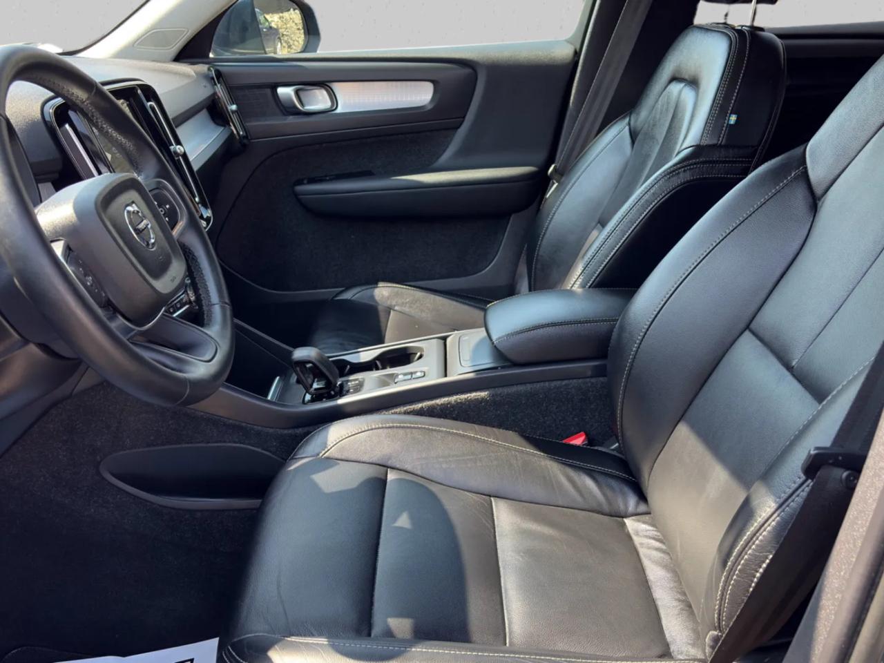 Volvo XC40 T4 Momentum 2022