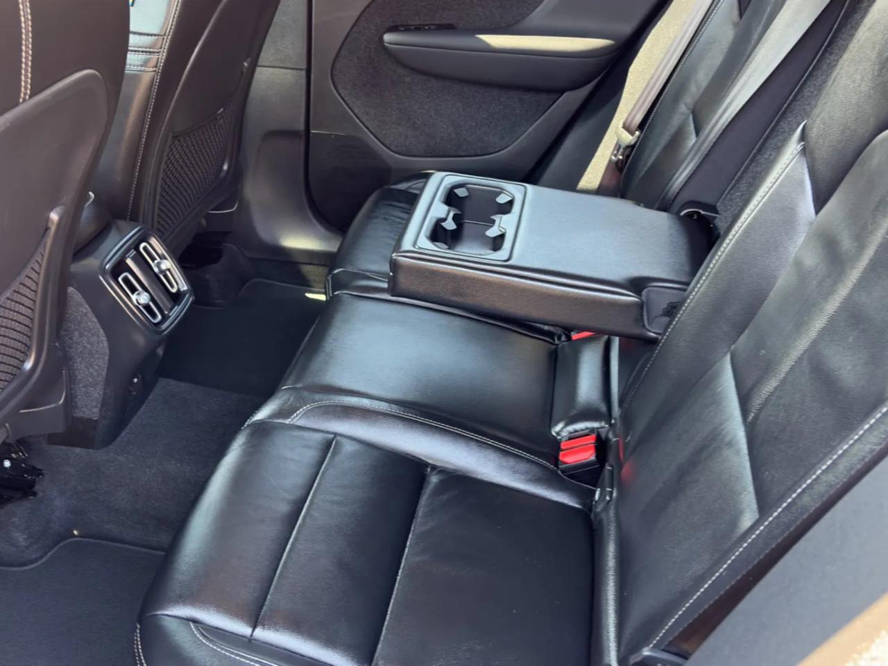 Volvo XC40 T4 Momentum 2022