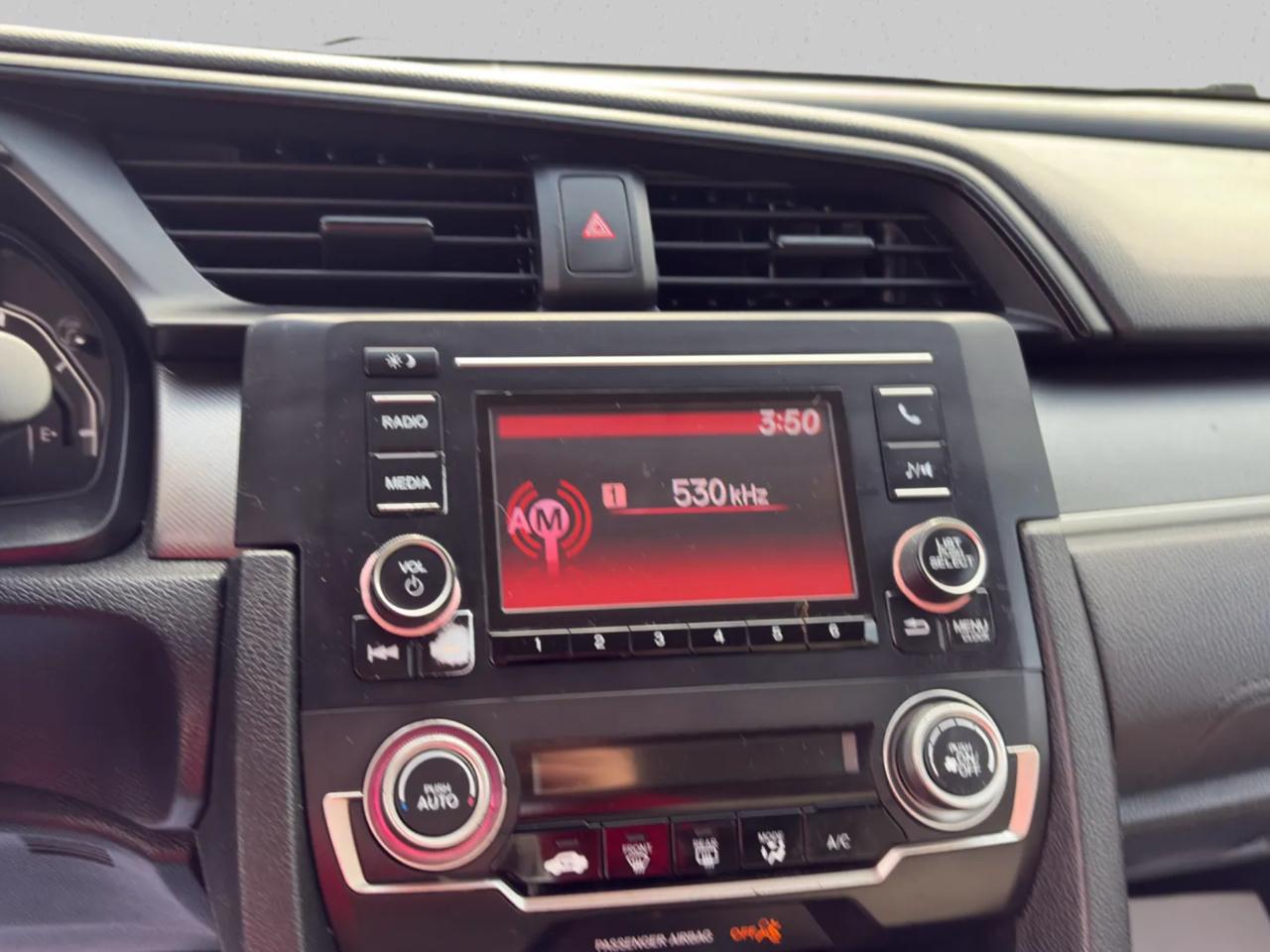 Honda Civic LX Sedan CVT 2017